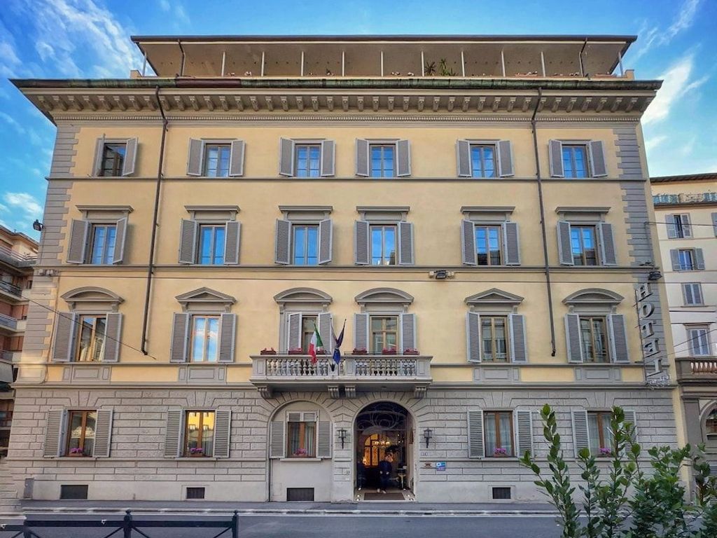 De La Pace Sure Hotel Collection by Best Western