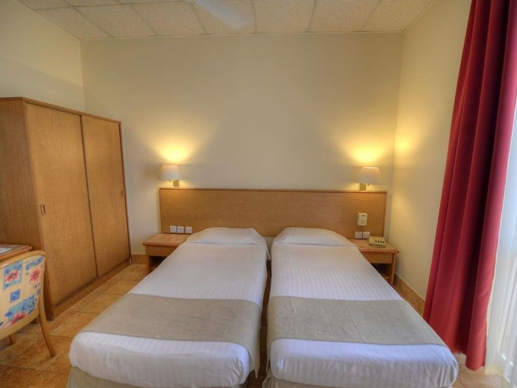 Allegro Hotel