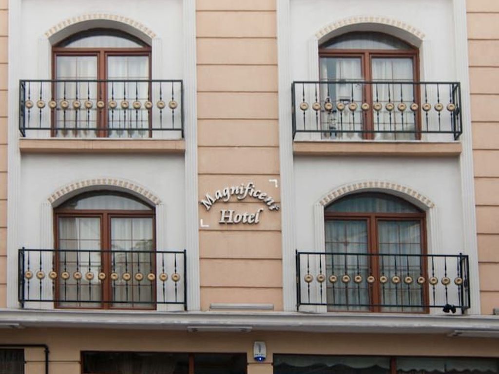 Magnificent Hotel