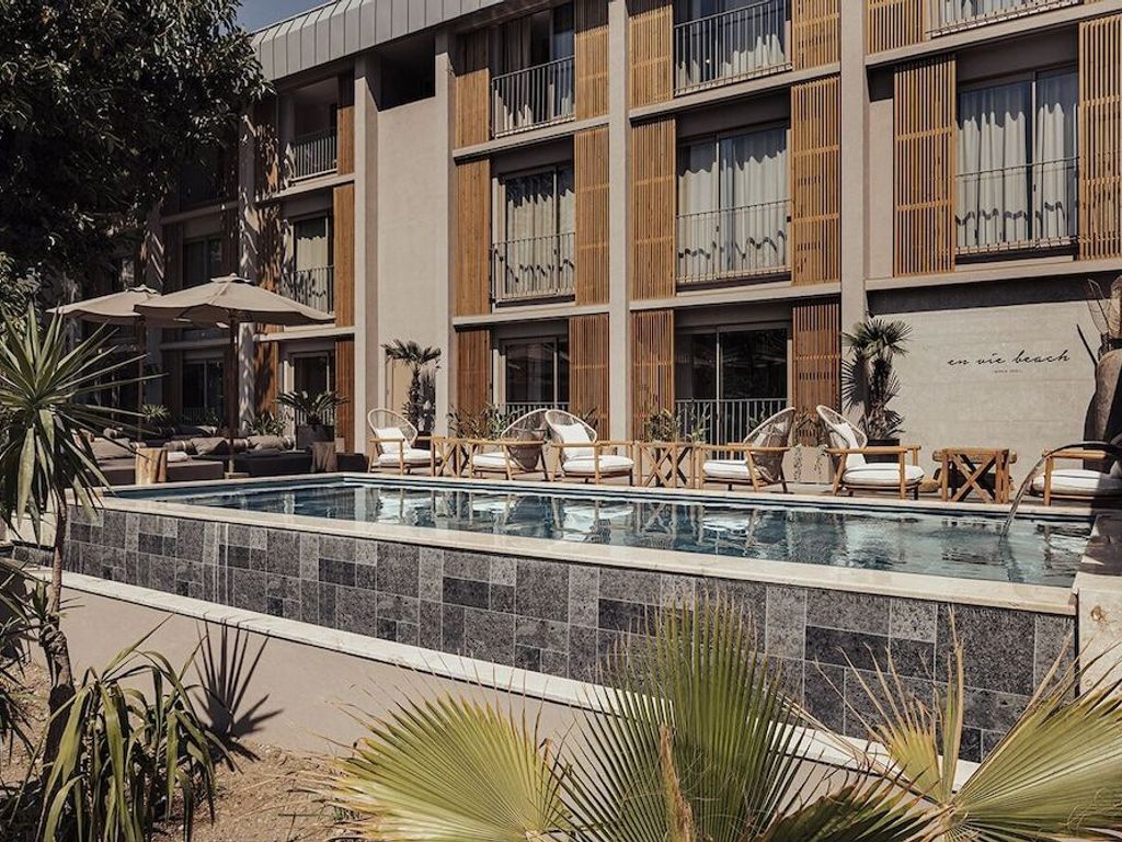Sun Hotel by En Vie Beach - Adults Only