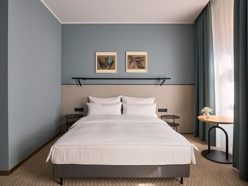 Entre Hotel (dawniej Hotel Wroclaw)