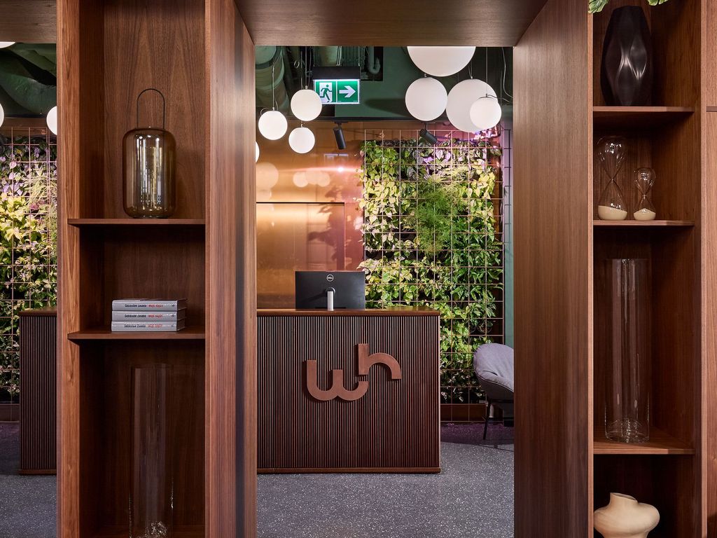 Entre Hotel (dawniej Hotel Wroclaw)