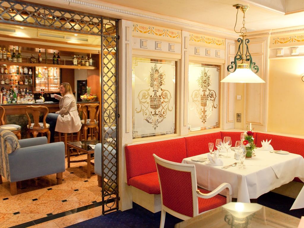 Traditionshotel Weißes Roß