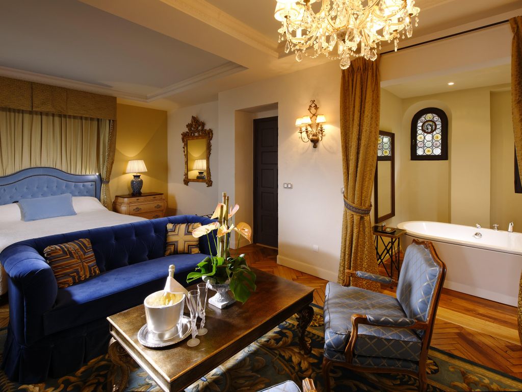 Chateau Eza