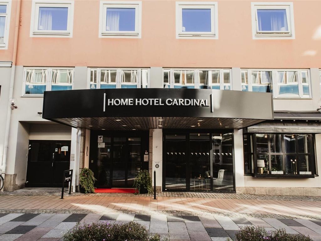 Home Hotel Cardinal