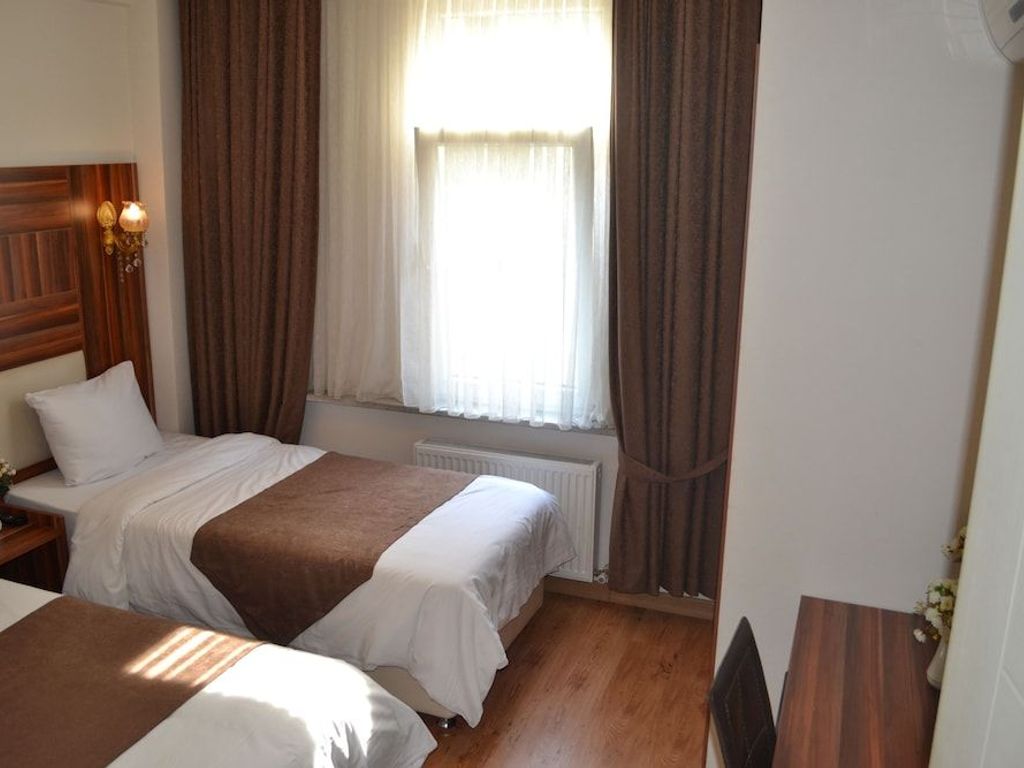 New Fatih Hotel