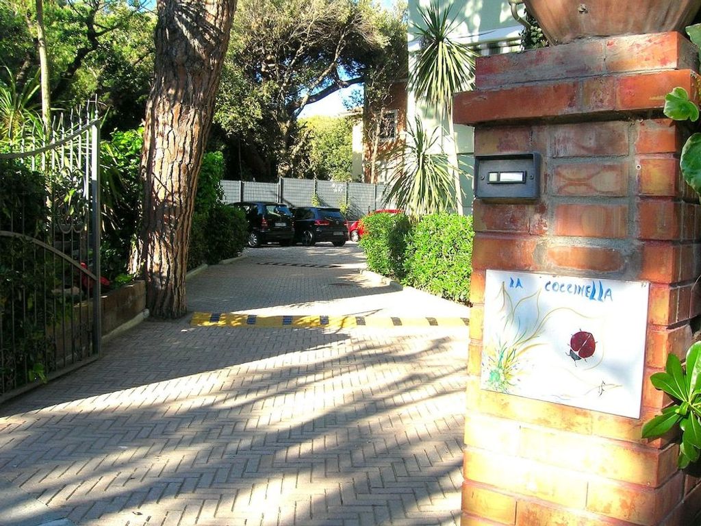 La Coccinella