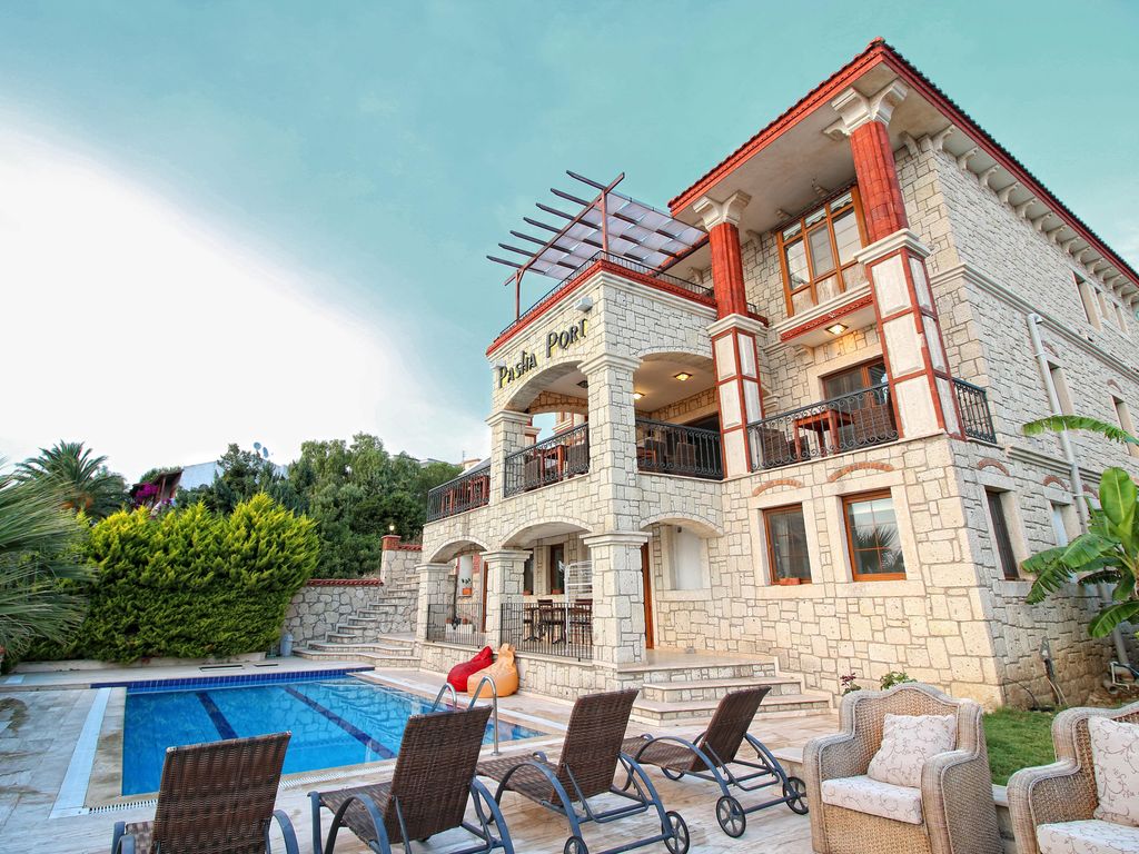 Pasha Port Hotel & Restaurant
