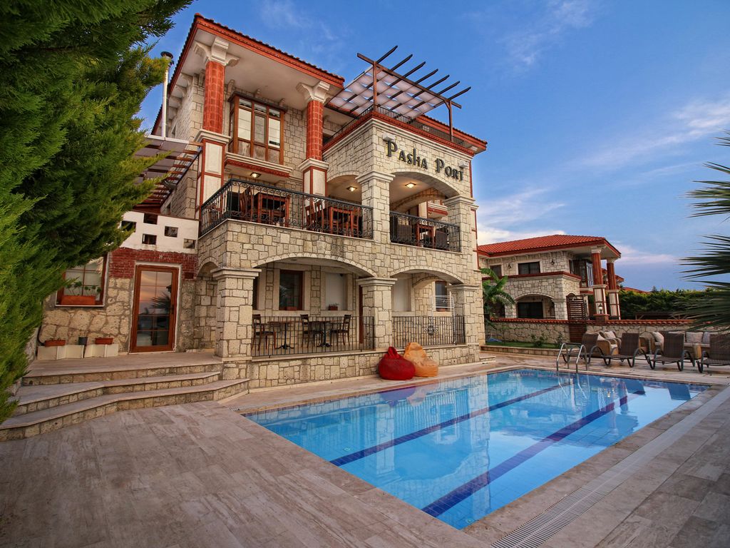 Pasha Port Hotel & Restaurant