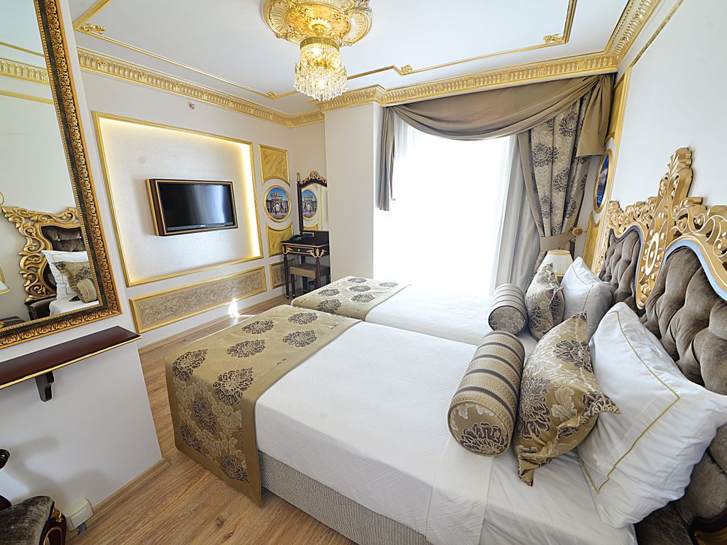 Golden Taha Hotel