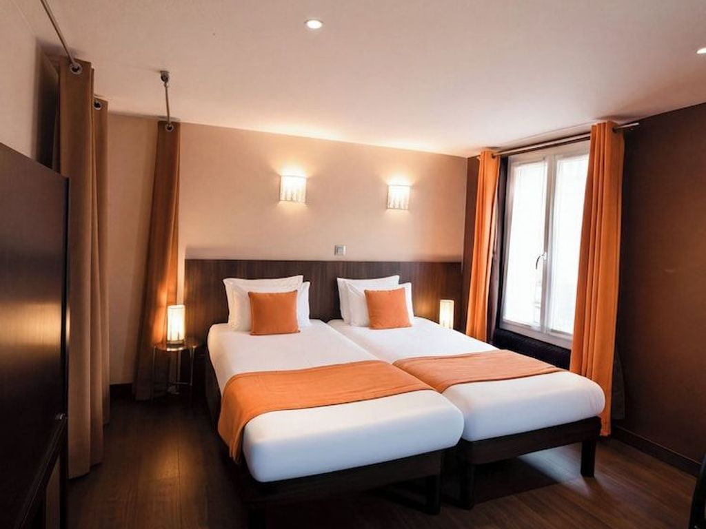 Hotel Pax Opera