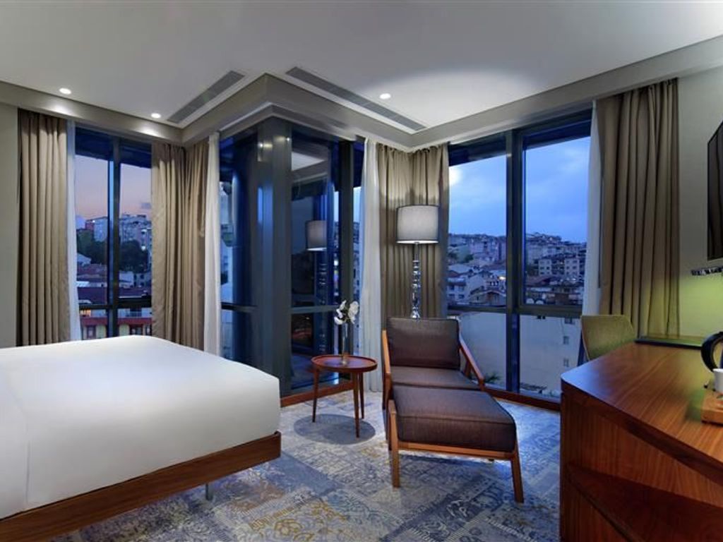 DoubleTree by Hilton Istanbul - Piyalepasa