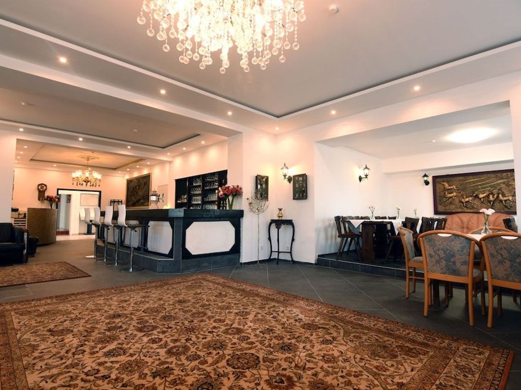 Hotel Ena