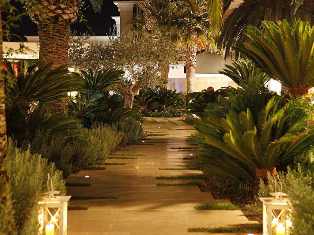 Esplanade Boutique Hotel