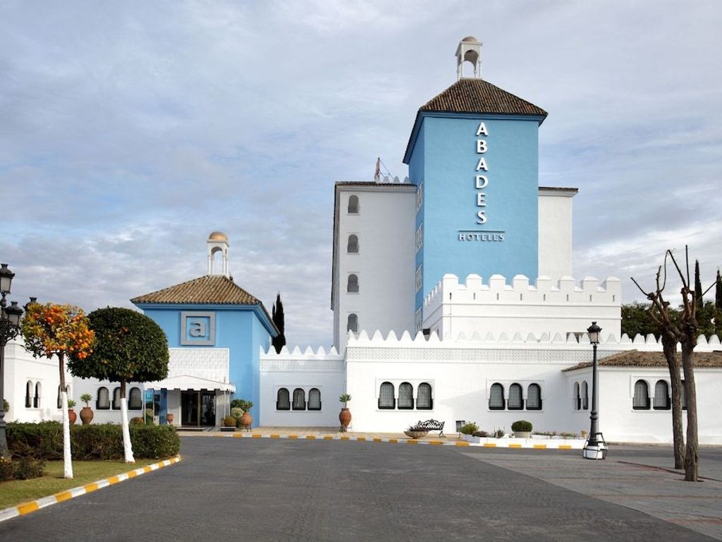 Hotel Abades Benacazón