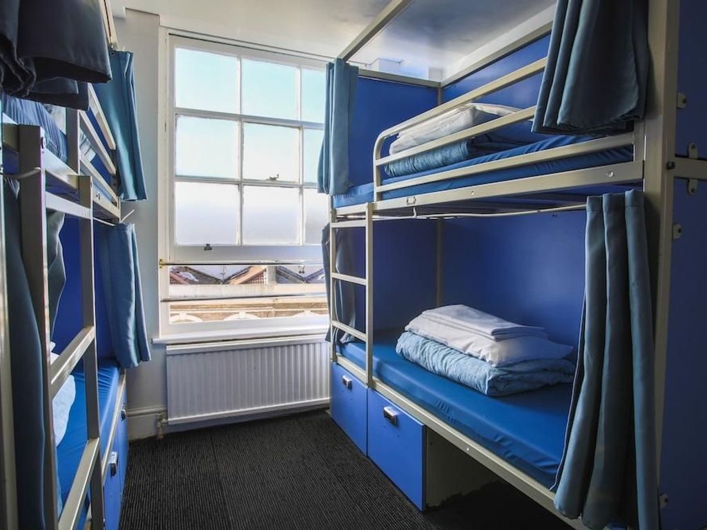 Smart Hyde Park View - Hostel