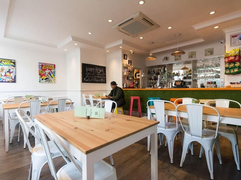 Smart Hyde Park View - Hostel