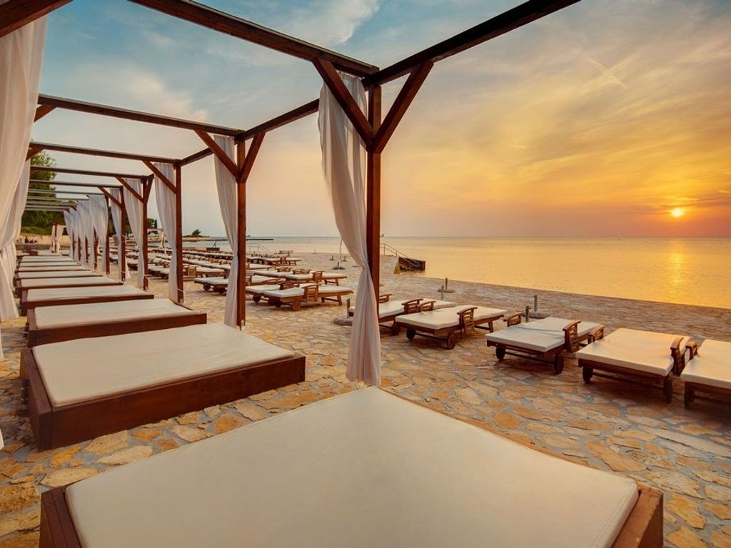 Hotel Melia Coral for Plava Laguna