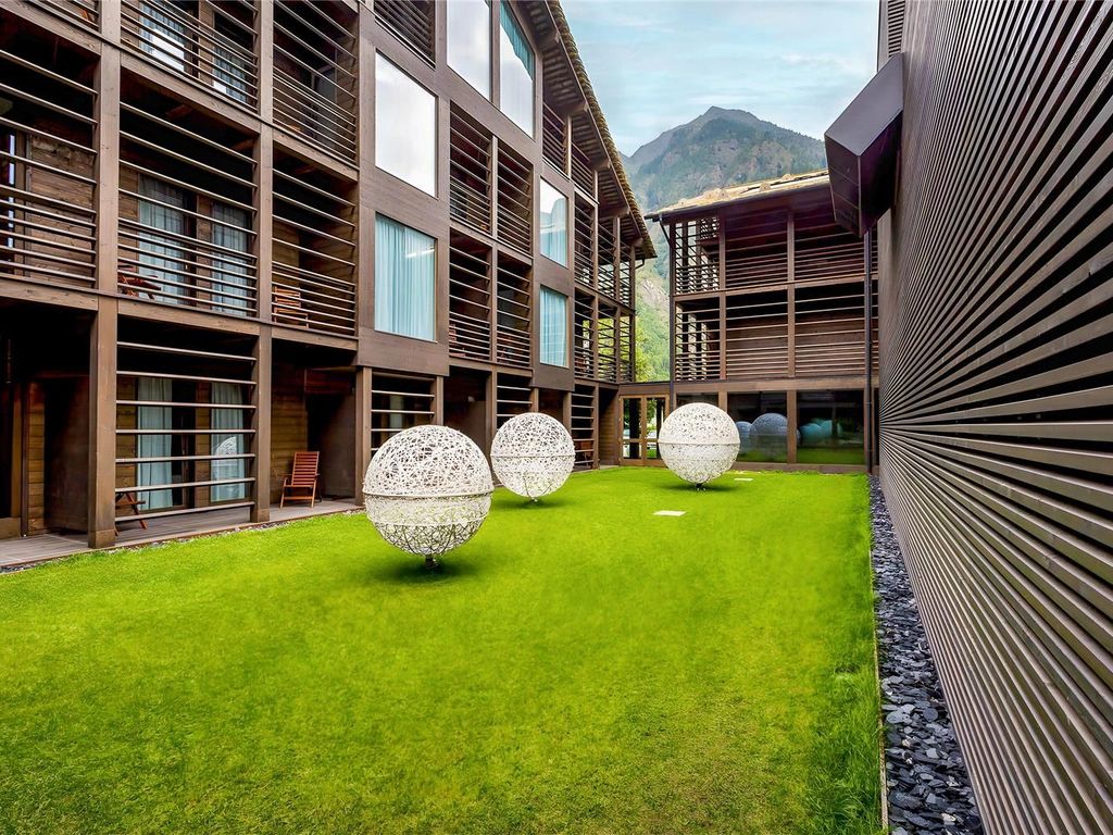 NH Collection Mirtillo Rosso Family Hotel
