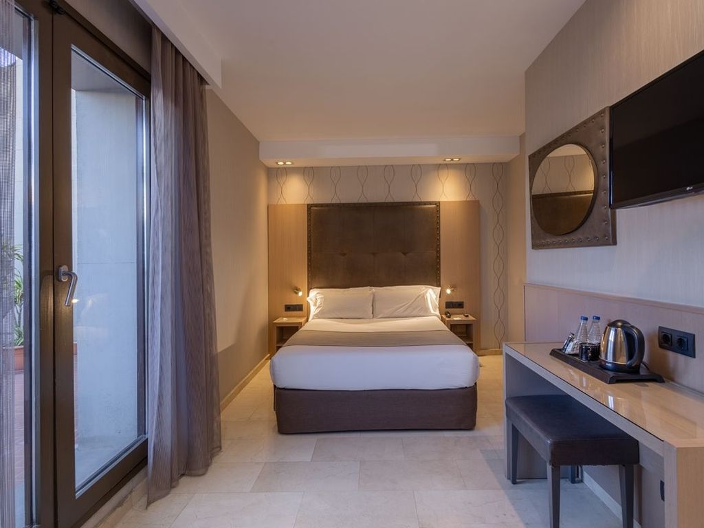 GRAN HOTEL BARCINO - 4* superior