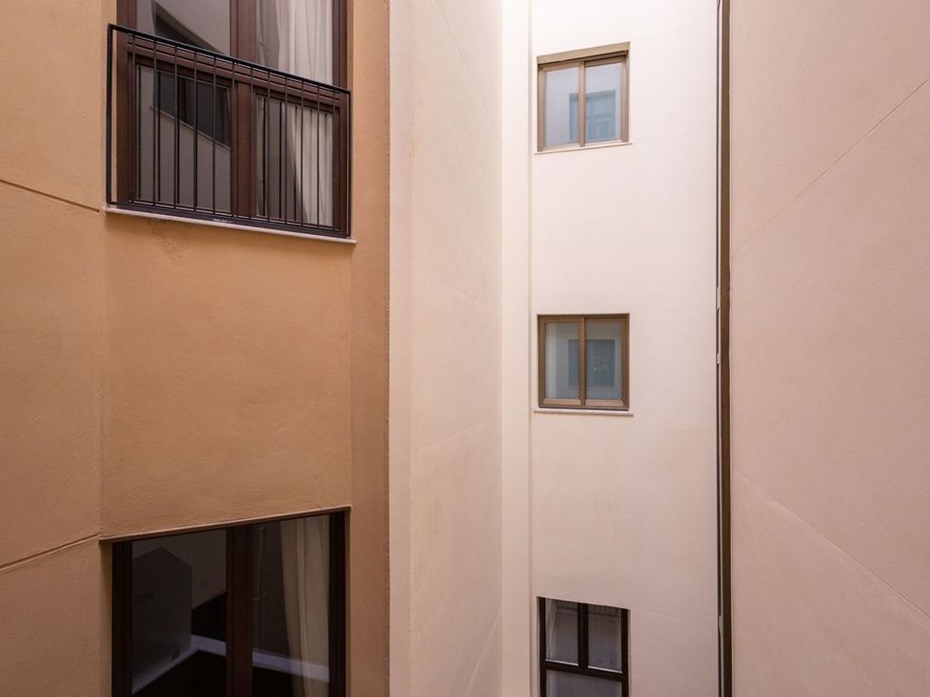 GRAN HOTEL BARCINO - 4* superior