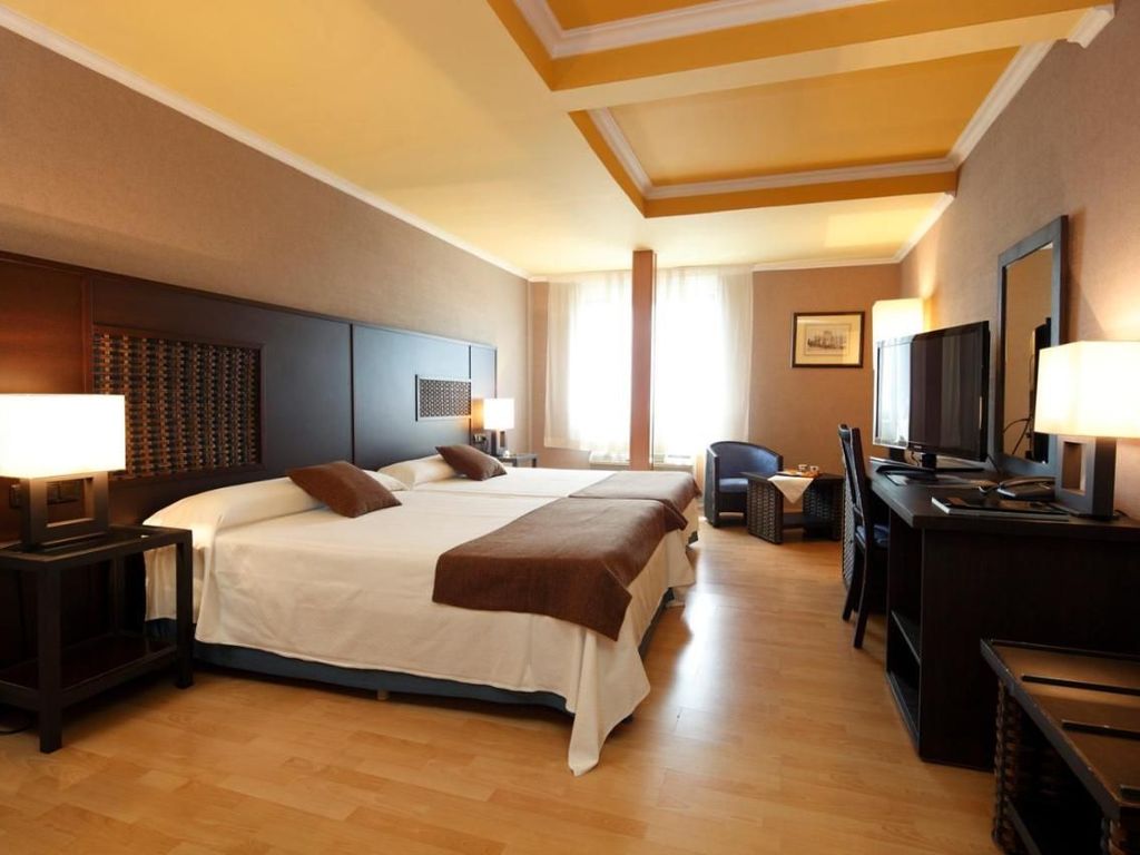 HOTEL SPA CONGRESO