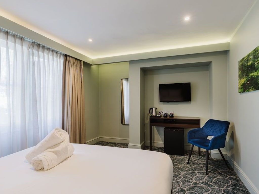 The Lancaster Hotel