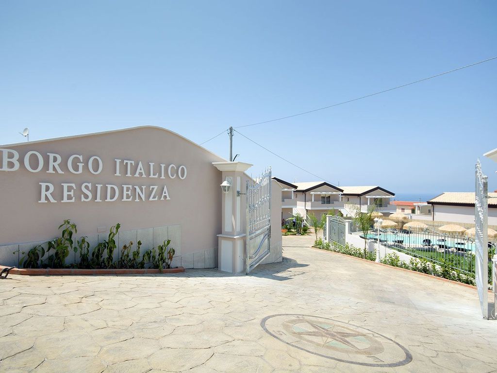 Borgo Italico Residenza