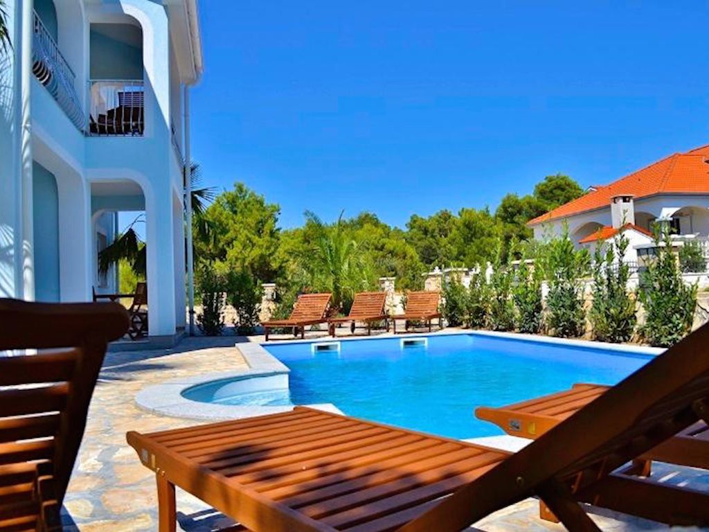 Villa Paklenica**** Pakoštane