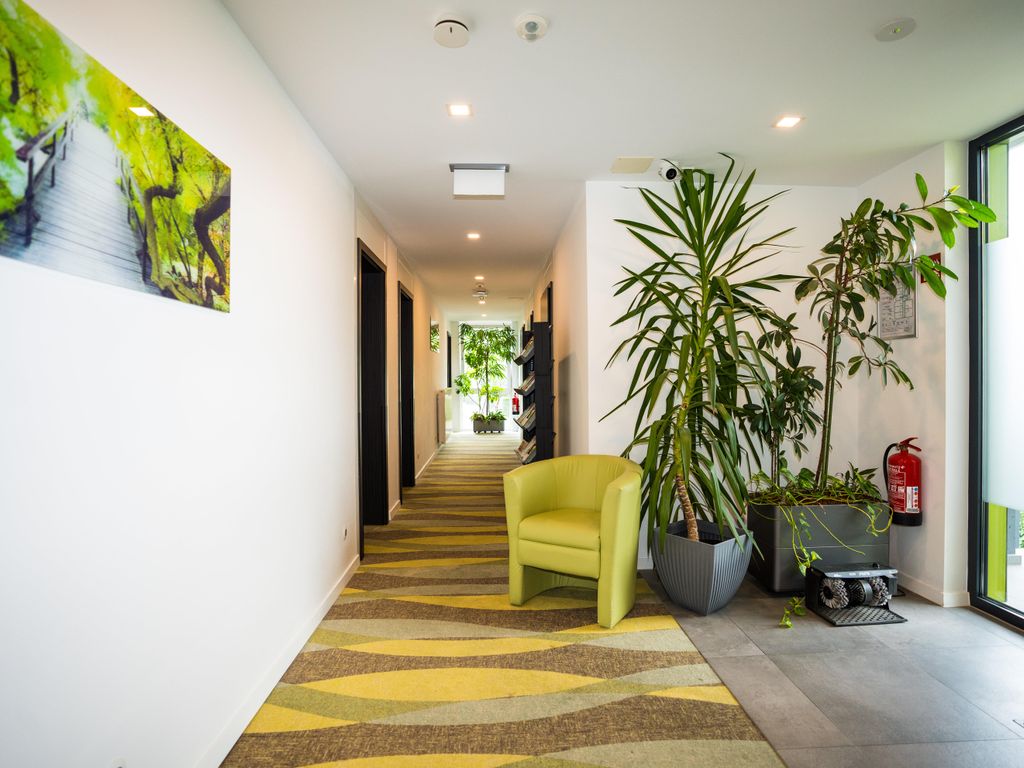 B&B Outlet Hotel