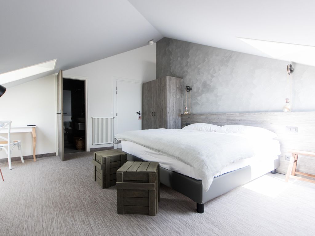 Seven Boutique Hotel