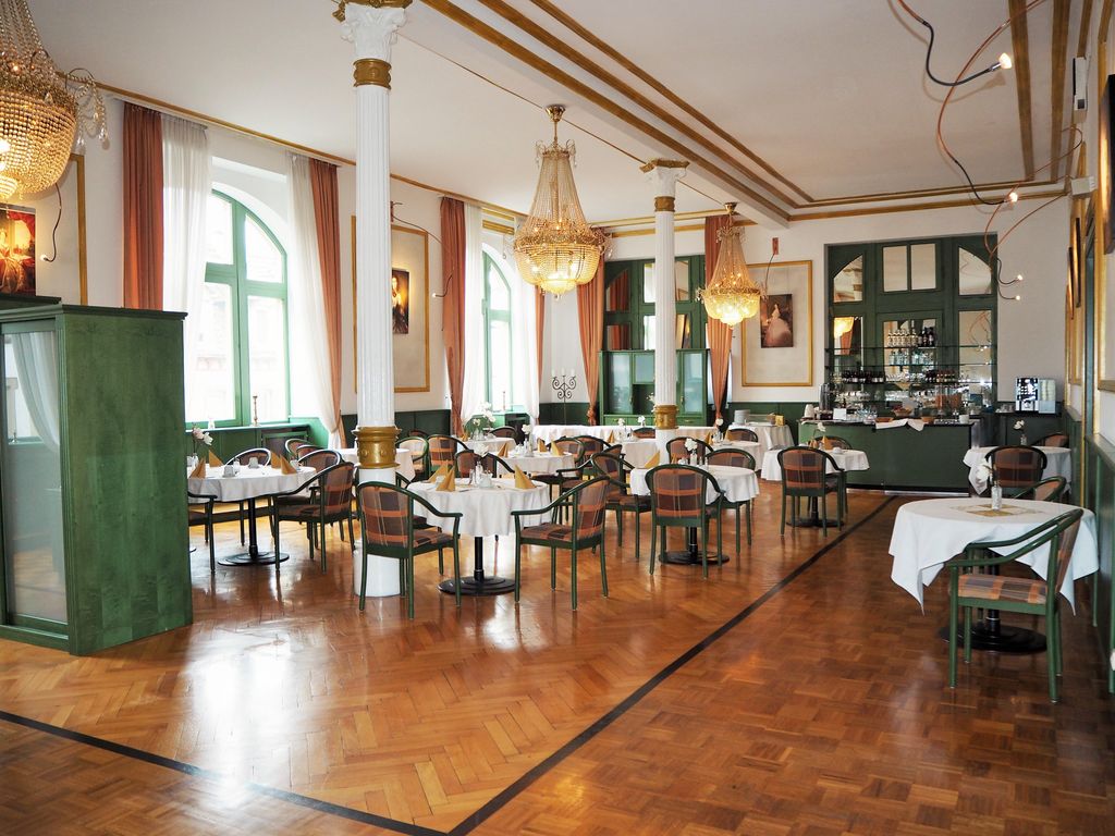 Gala Hotel