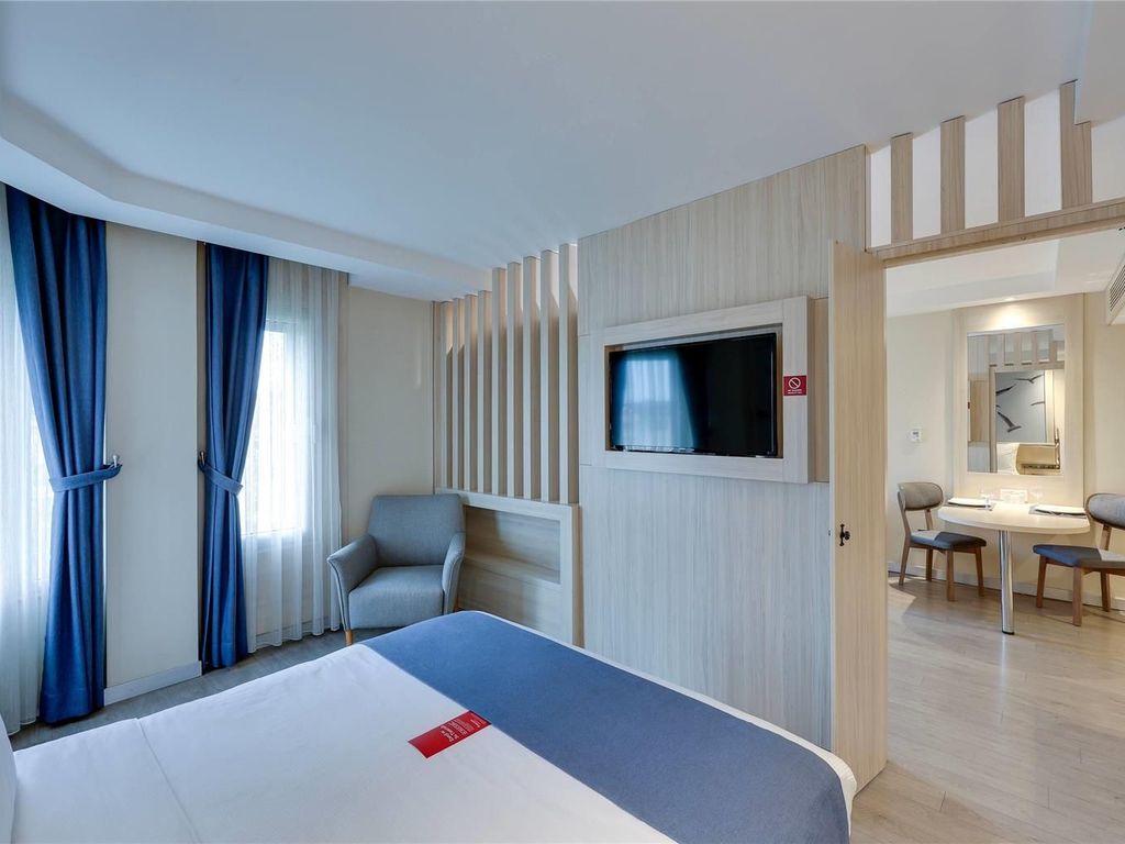 Ramada by Wyndham Istanbul Old City