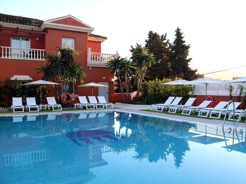 Alboran Hotel