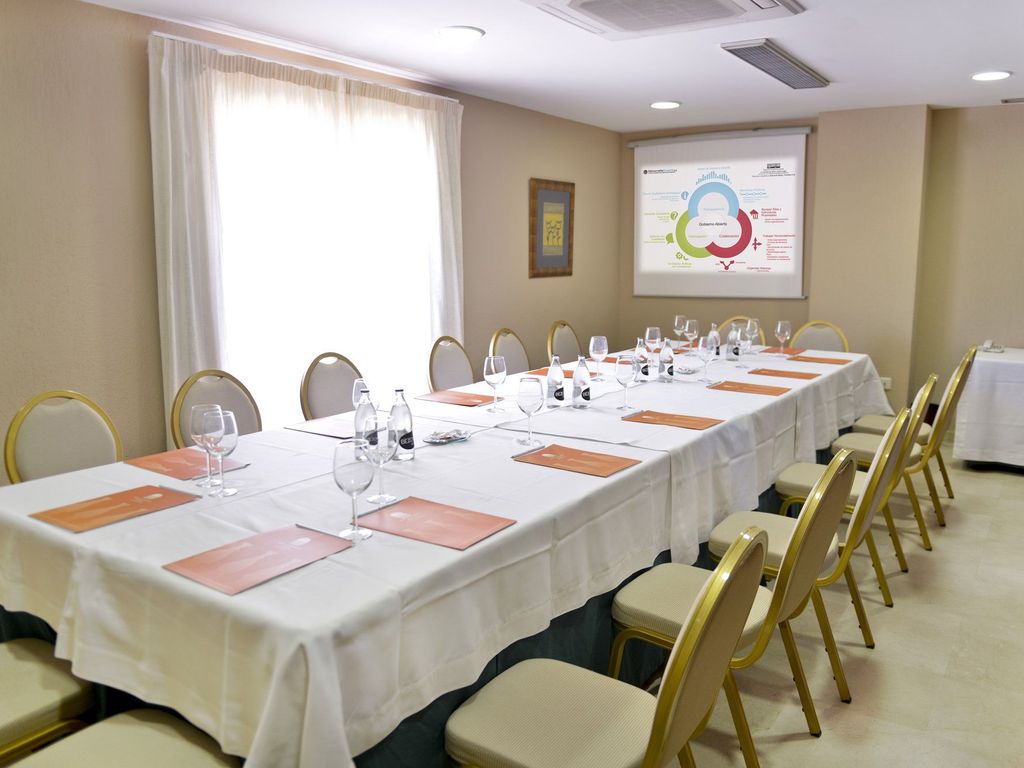 Alboran Hotel