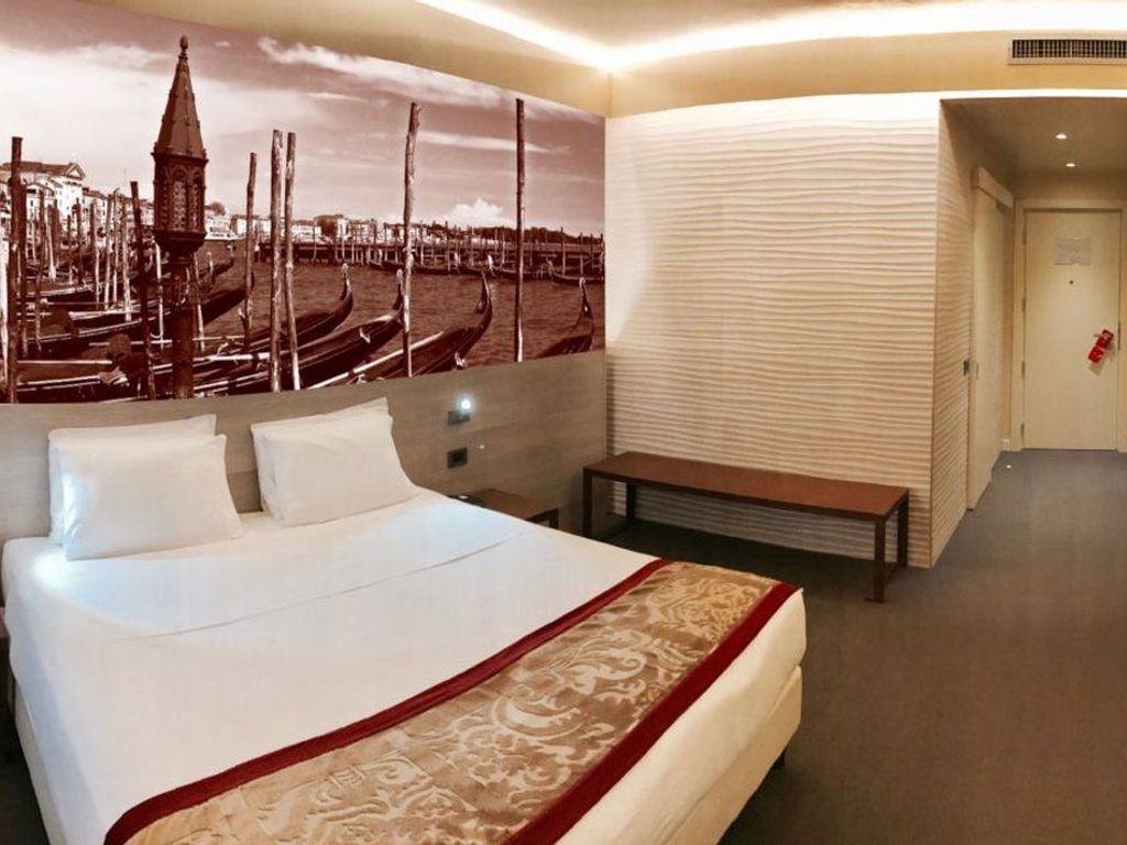 Antony Hotel