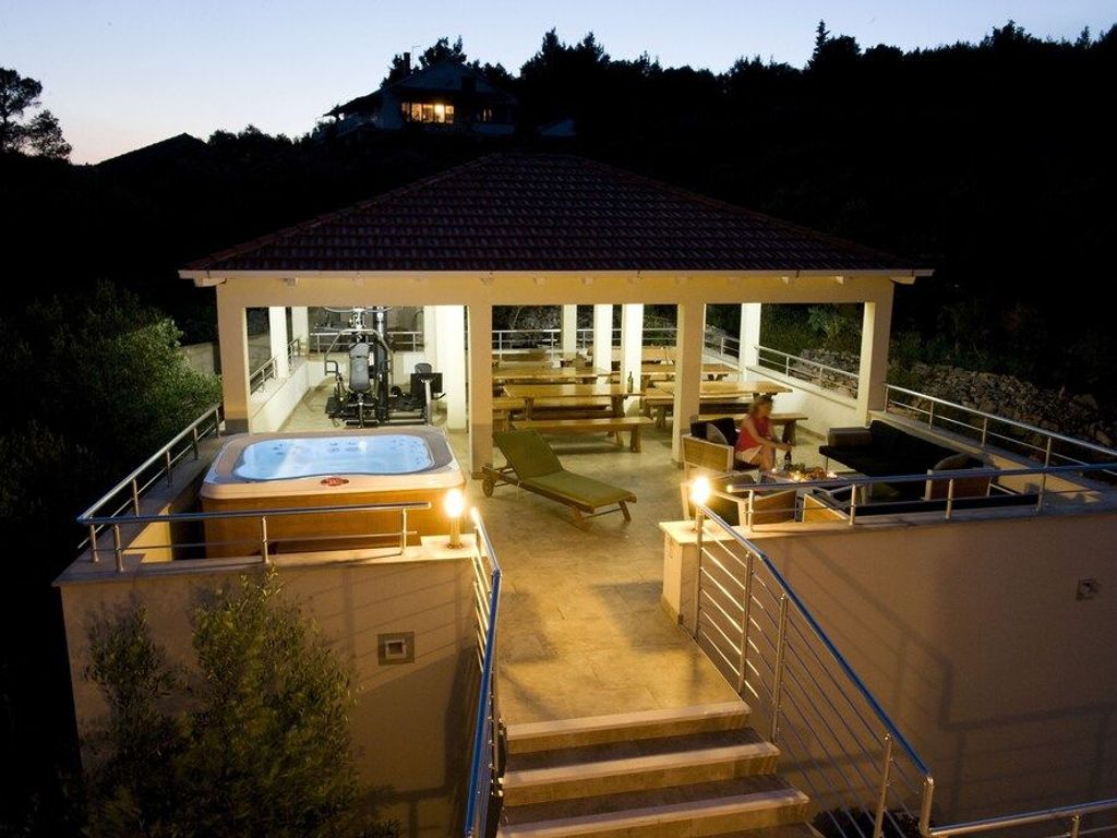 Captain's Villa Sokol