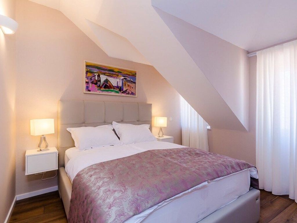 Villa Flores - Apartments