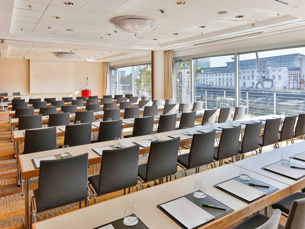 Courtyard by Marriott Duesseldorf Hafen