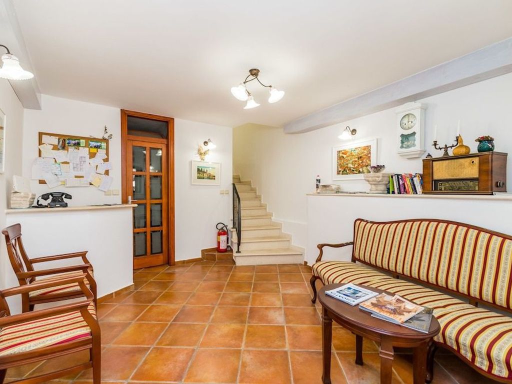 Pavisa Old town rooms