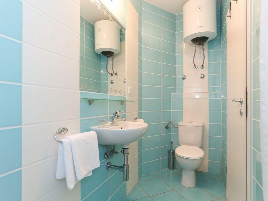 Apartments & Rooms Buble