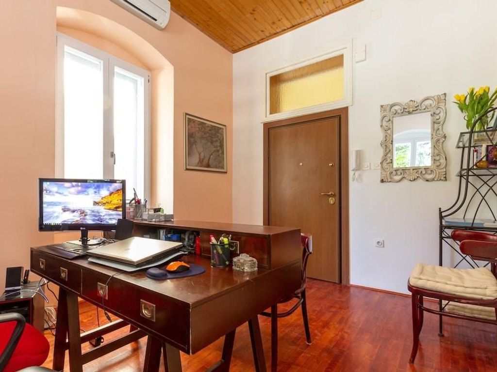 Rooms & Apartments Matkovic