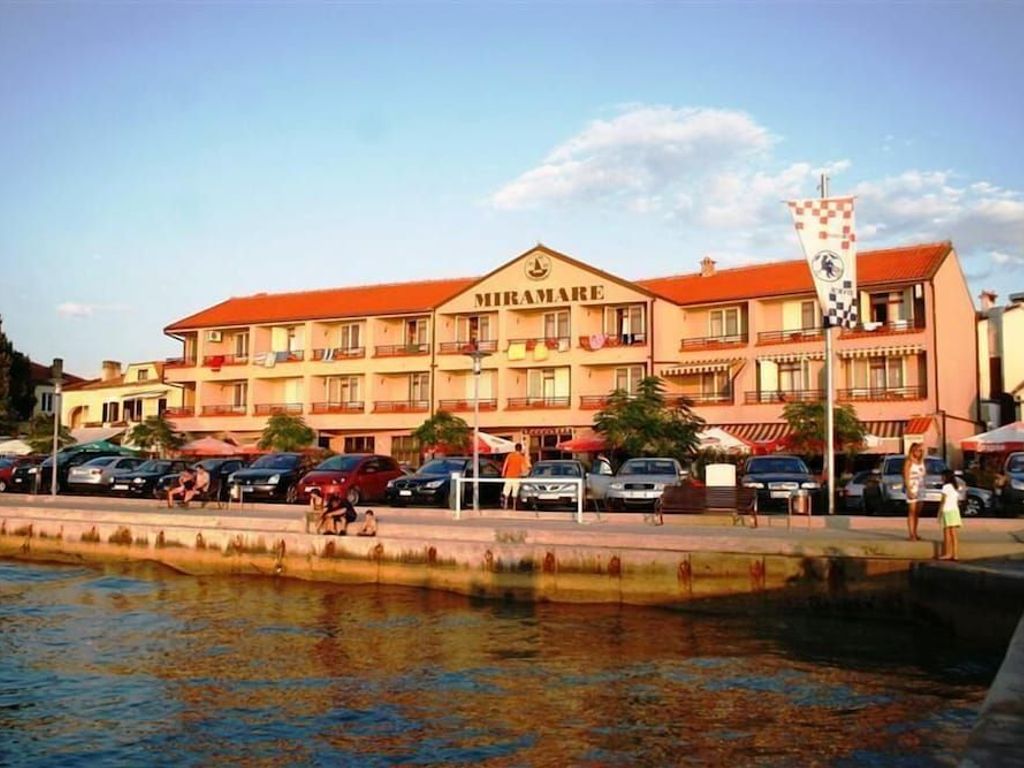 Hotel Miramare Njivice