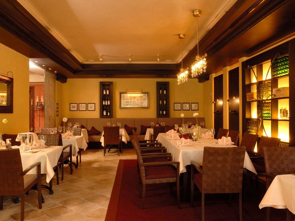 Land & Golf Hotel