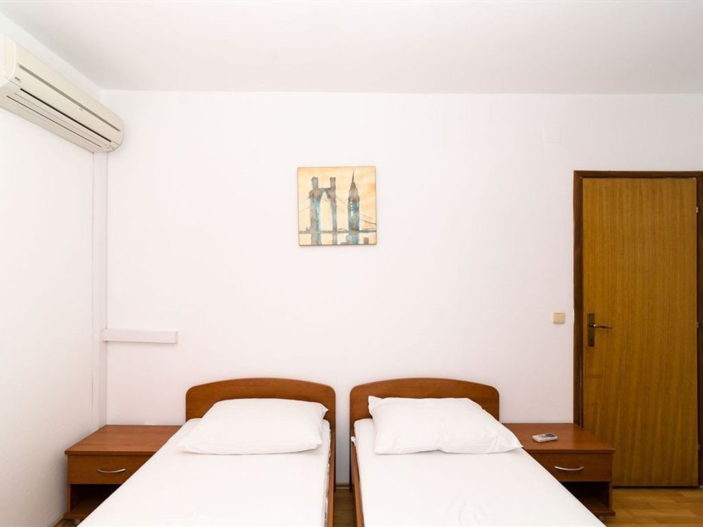 Burum Accommodation