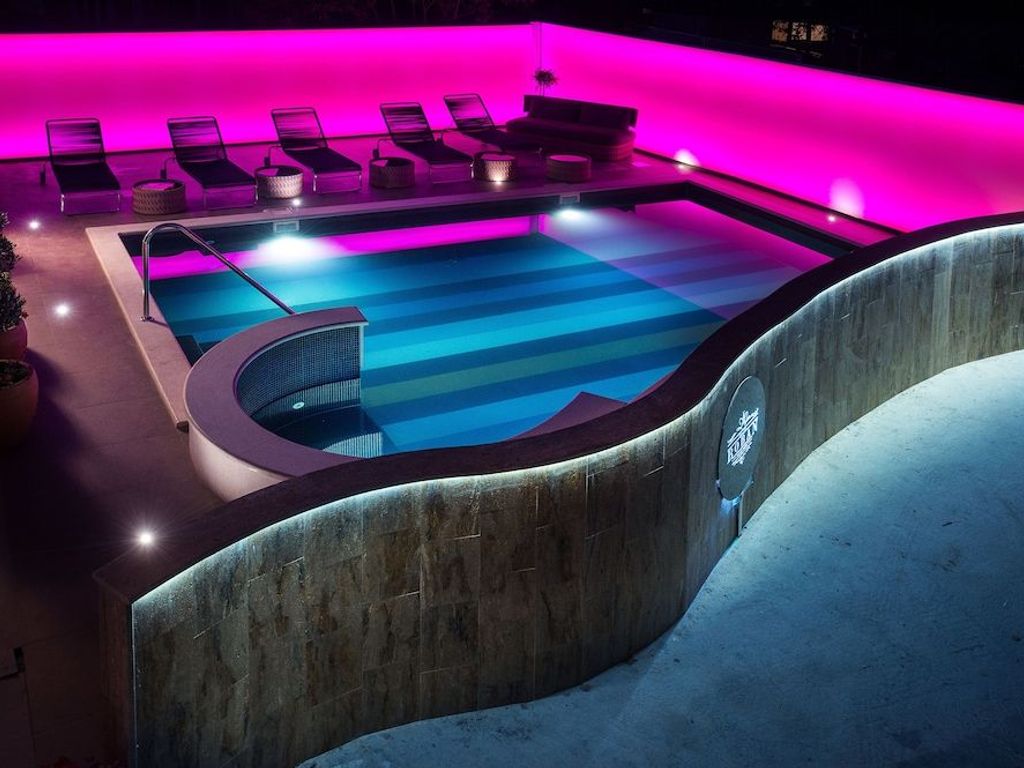 Boban Luxury Suites
