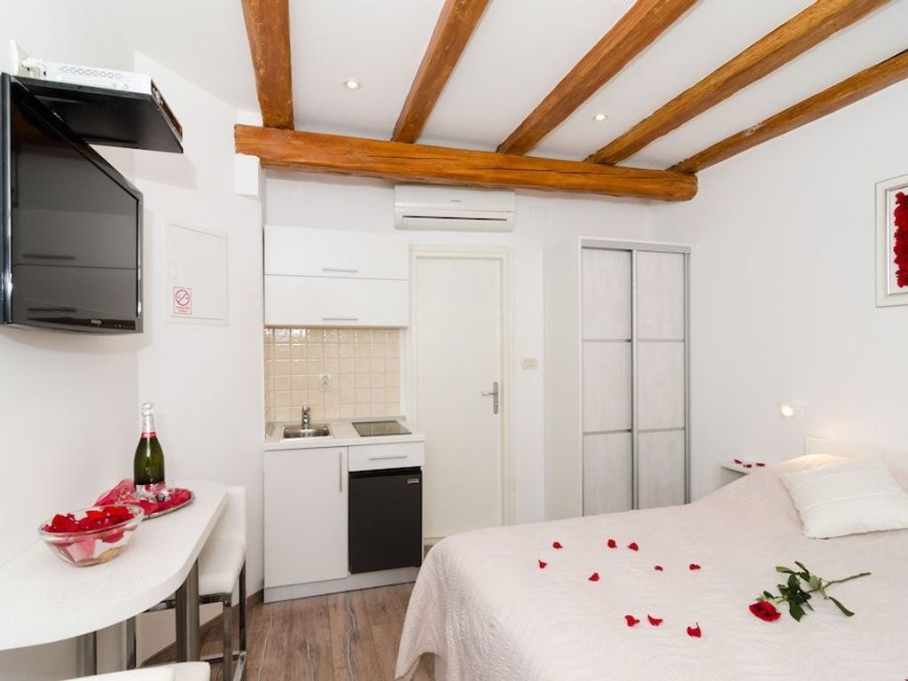 Apartments Raic