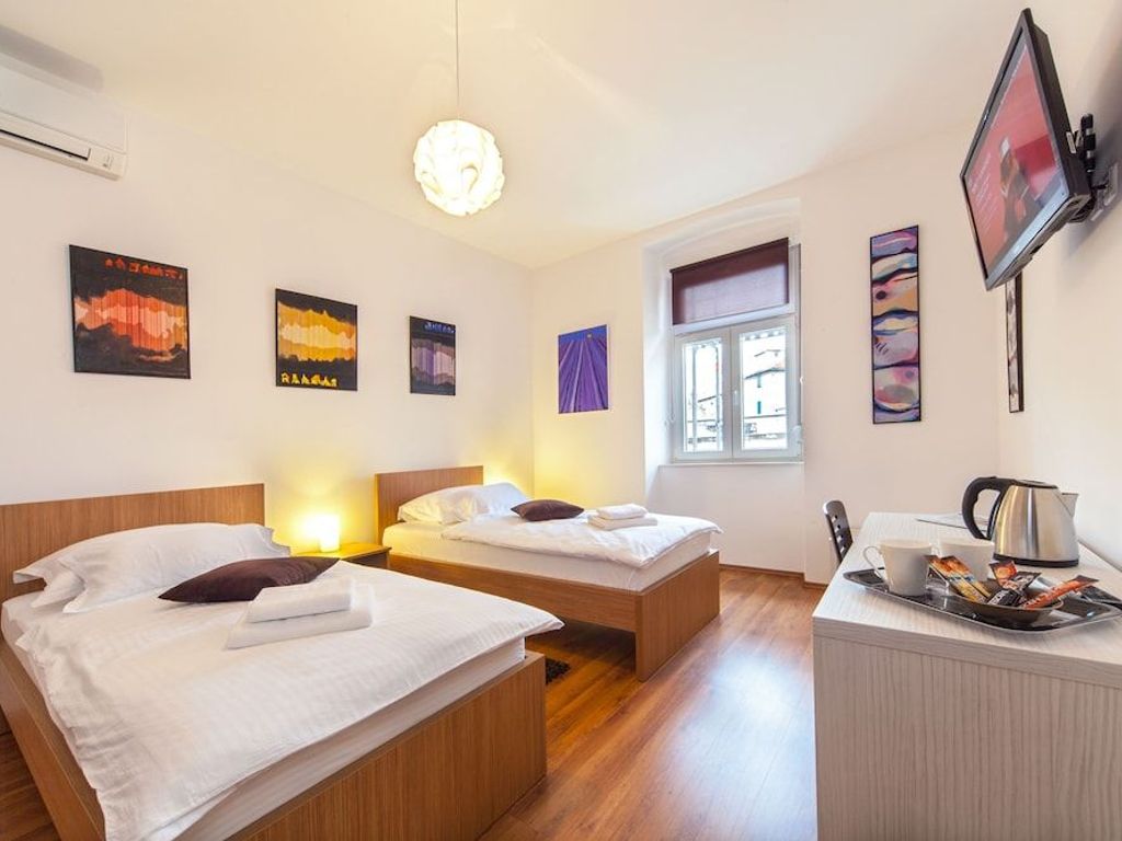 Marmontova Luxury Rooms