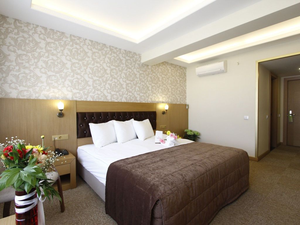 Soylu Otel