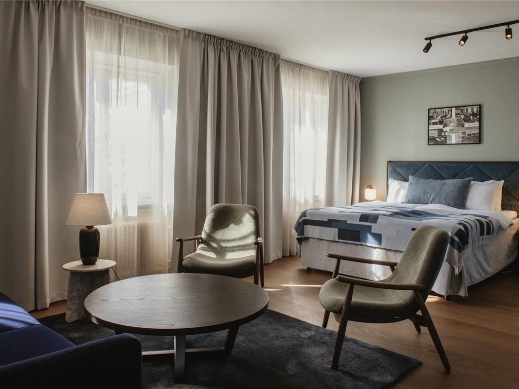 Home Hotel Post
